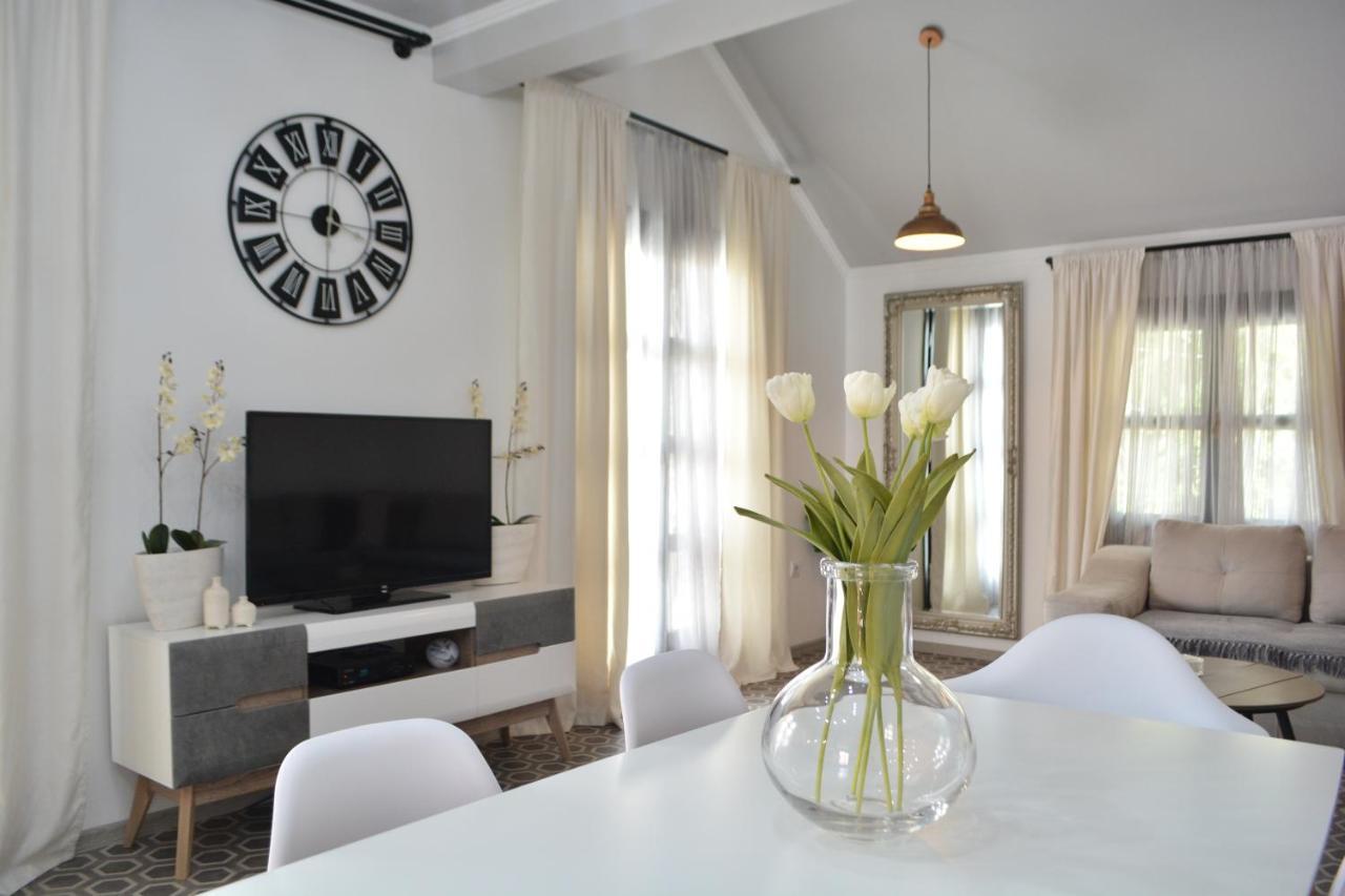 Apartman L&M Cetinje Exteriör bild