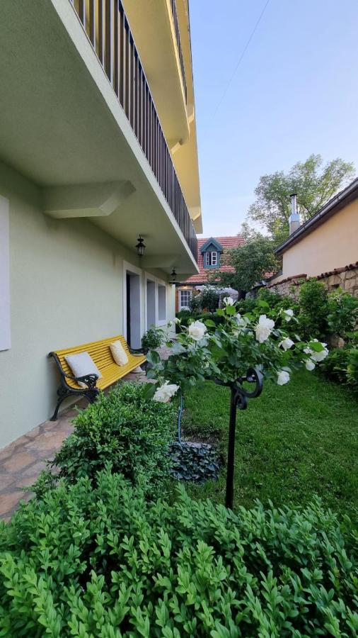 Apartman L&M Cetinje Exteriör bild