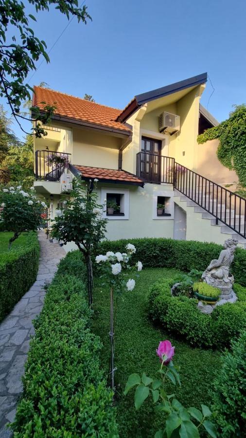 Apartman L&M Cetinje Exteriör bild