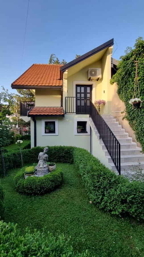 Apartman L&M Cetinje Exteriör bild